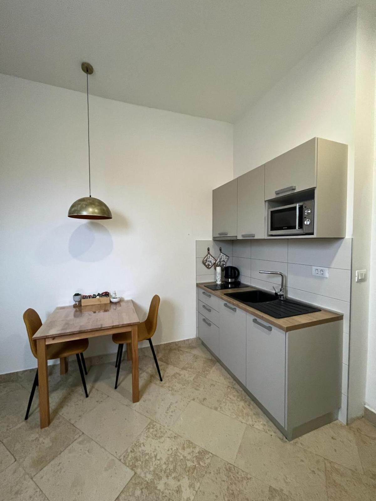 Apartment Arena プーラ 部屋 写真