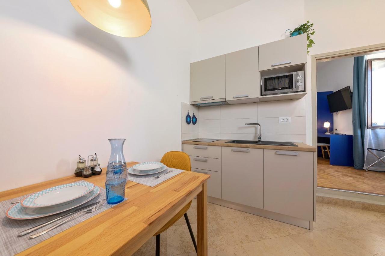 Apartment Arena プーラ エクステリア 写真