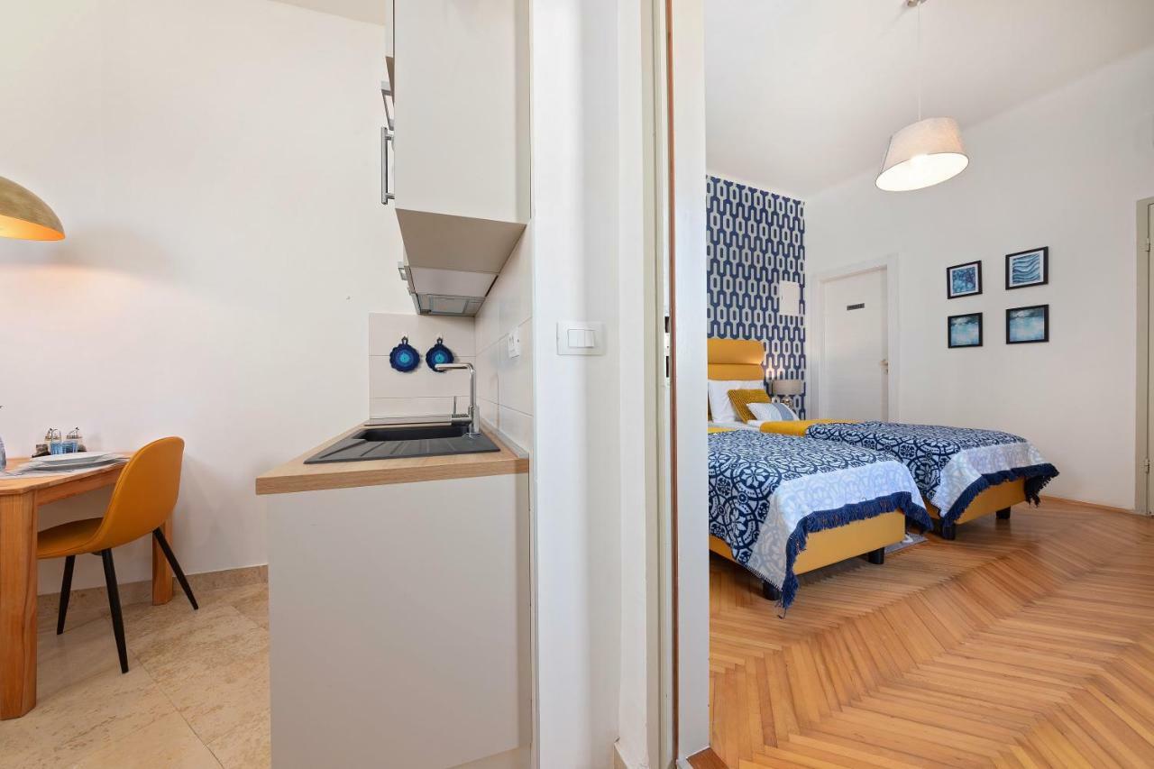 Apartment Arena プーラ エクステリア 写真